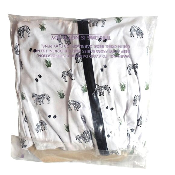 Bubble Baby Zebra Print Bamboo Zip Convertible Footie Romper NWT 18-24M - Picture 2 of 6